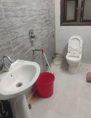 Bathroom in 1 BHK Builder Floor at Burari – for Rent