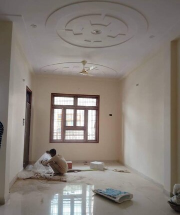 Bedroom in 2 BHK Independent House at Jankipuram – for Rent
