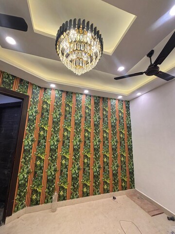 Bedroom in 3 BHK Builder Floor at Nawada – for Rent
