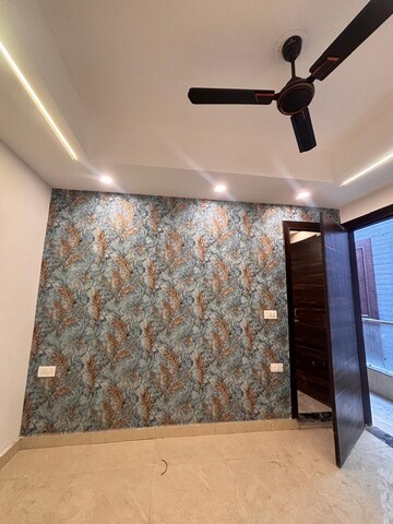 Bedroom in 3 BHK Builder Floor at Nawada – for Rent