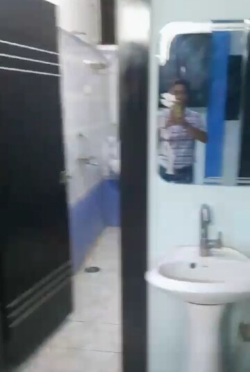 Bathroom in 2 BHK Villa at Aliganj – for Rent