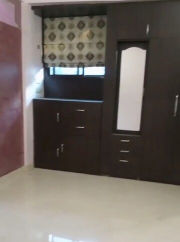 Furnished Amenities in 2 BHK Villa at Aliganj – for Rent