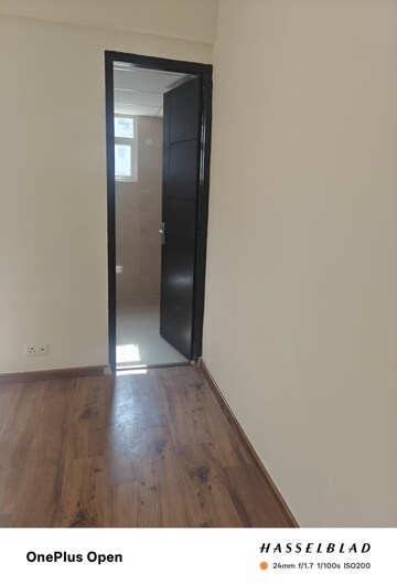 Furnished Amenities in 3 BHK Builder Floor at Signature Global Park 4 and 5, Sohna Sector 36 – for Sale