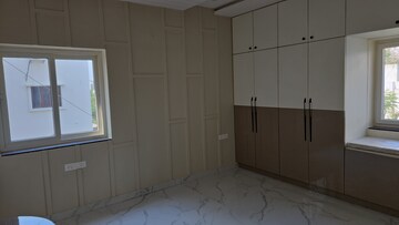 Room in 3 BHK Apartment at Manikonda – for Rent
