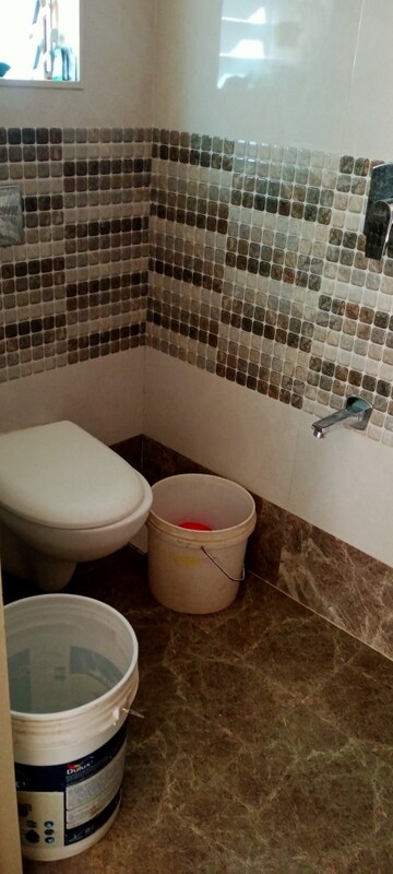 Bathroom in 1 BHK Apartment at Bindra Complex, Andheri East – for Rent