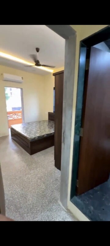 Room in 3 BHK Apartment at Worli Sea Face – for Rent