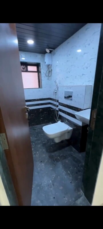Bathroom in 3 BHK Apartment at Worli Sea Face – for Rent