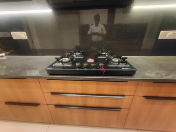 Kitchen in 3 BHK Builder Floor at Sector 7 – for Rent