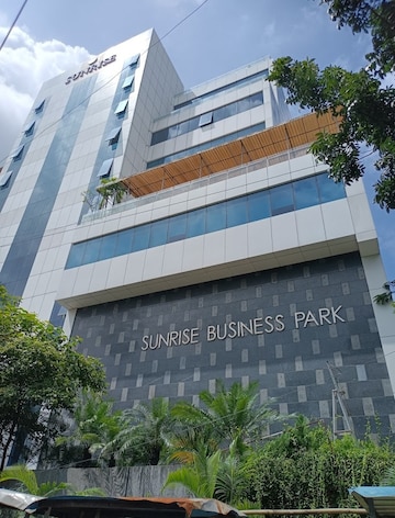  Office Space – Exterior View View at Sunrise Business Park, Wagle Industrial Estate - for Rent