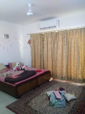 Bedroom in 3 BHK Apartment at Rajhans Apartments, Indrapuram – for Rent