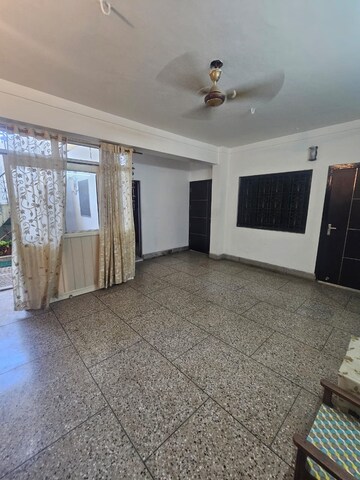 Living Room in 5 BHK Independent House at Mukund Nagar – for Sale