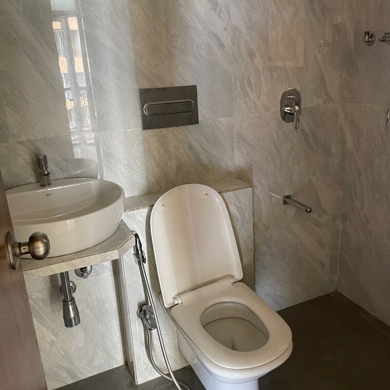 Bathroom, jk-iris-phase-2 1 Bedroom 458 Sq.Ft. Apartment In Hatkesh Udhog Nagar Thane 8404699