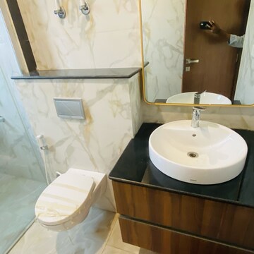 Bathroom in 4 BHK Apartment at Ambika Florence Park, Mullanpur – for Rent
