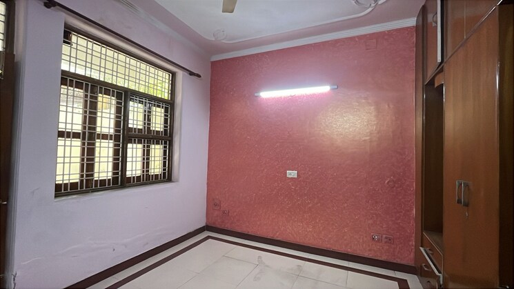 Room, ansal-plaza-sector-23 3 Bedroom 2000 Sq.Ft. Independent House In Sector 23 Gurgaon 8404745