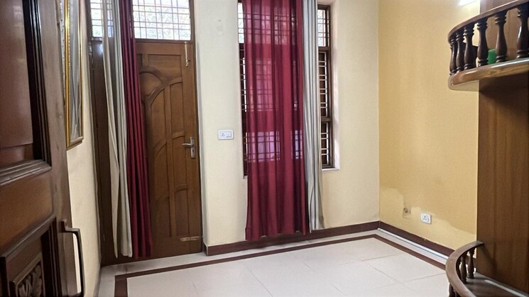 undefined, ansal-plaza-sector-23 3 Bedroom 2000 Sq.Ft. Independent House In Sector 23 Gurgaon 8404745