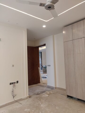 Room in 4 BHK Builder Floor at The Greenwood CGHS, Sector 47 – for Sale
