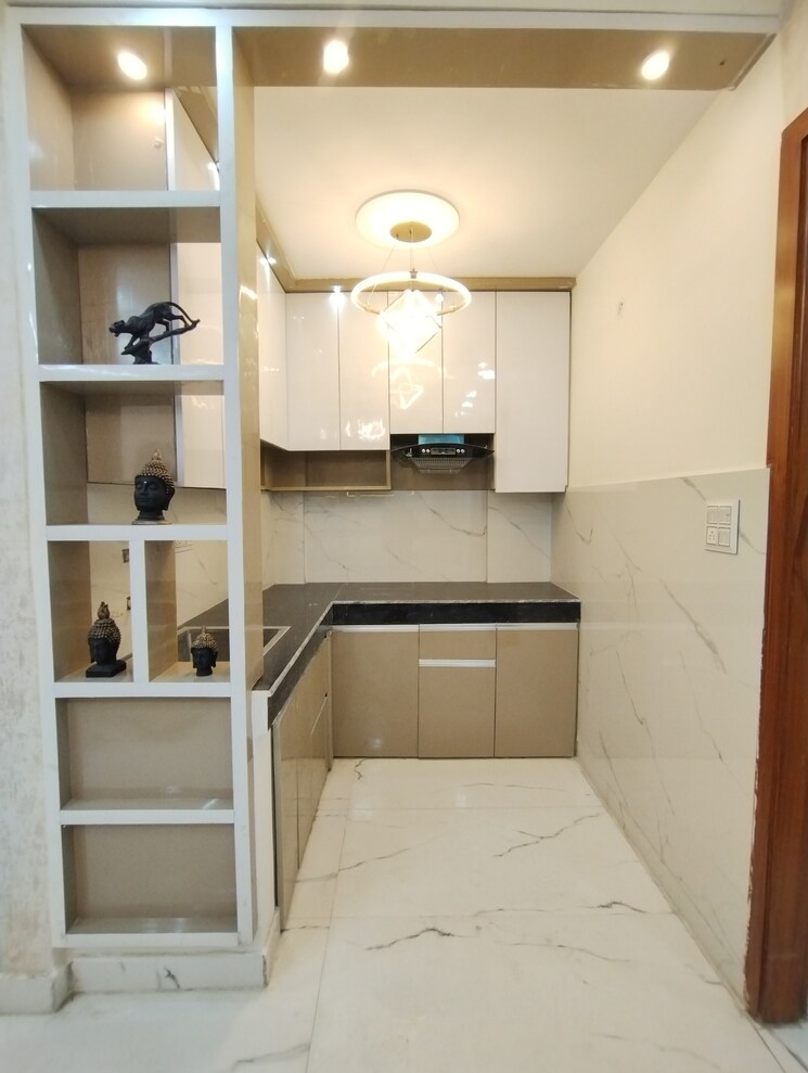 Kitchen, uttam nagar 2 Bedroom 600 Sq.Ft. Builder Floor In Uttam Nagar Delhi 8404828