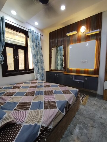 3 BHK Builder Floor For Sale in Dwarka Mor