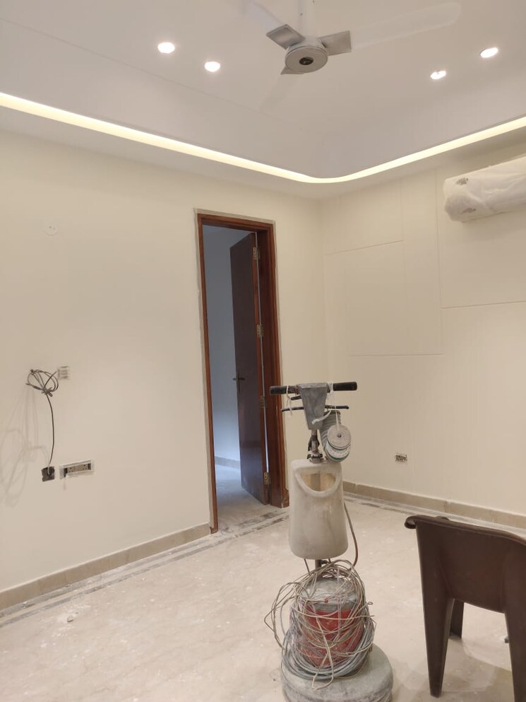 undefined, sector 45 4 Bedroom 500 Sq.Yd. Builder Floor In Sector 45 Gurgaon 8404878