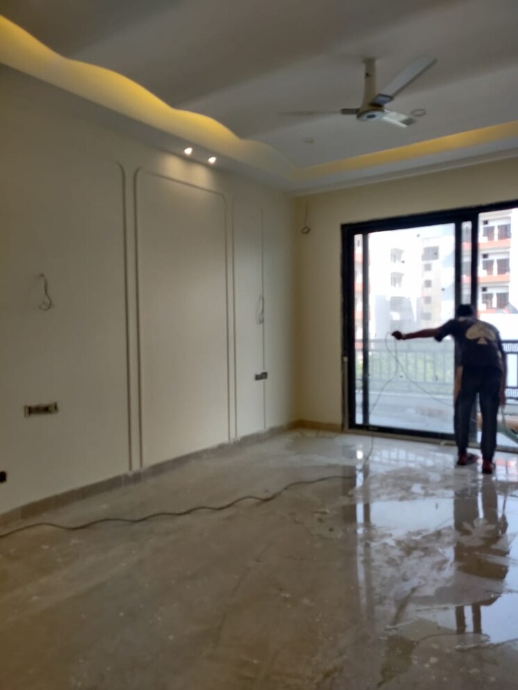 Room, sector 45 4 Bedroom 500 Sq.Yd. Builder Floor In Sector 45 Gurgaon 8404878