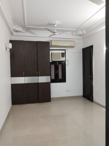 Room in 3 BHK Builder Floor at East Of Kailash – for Rent