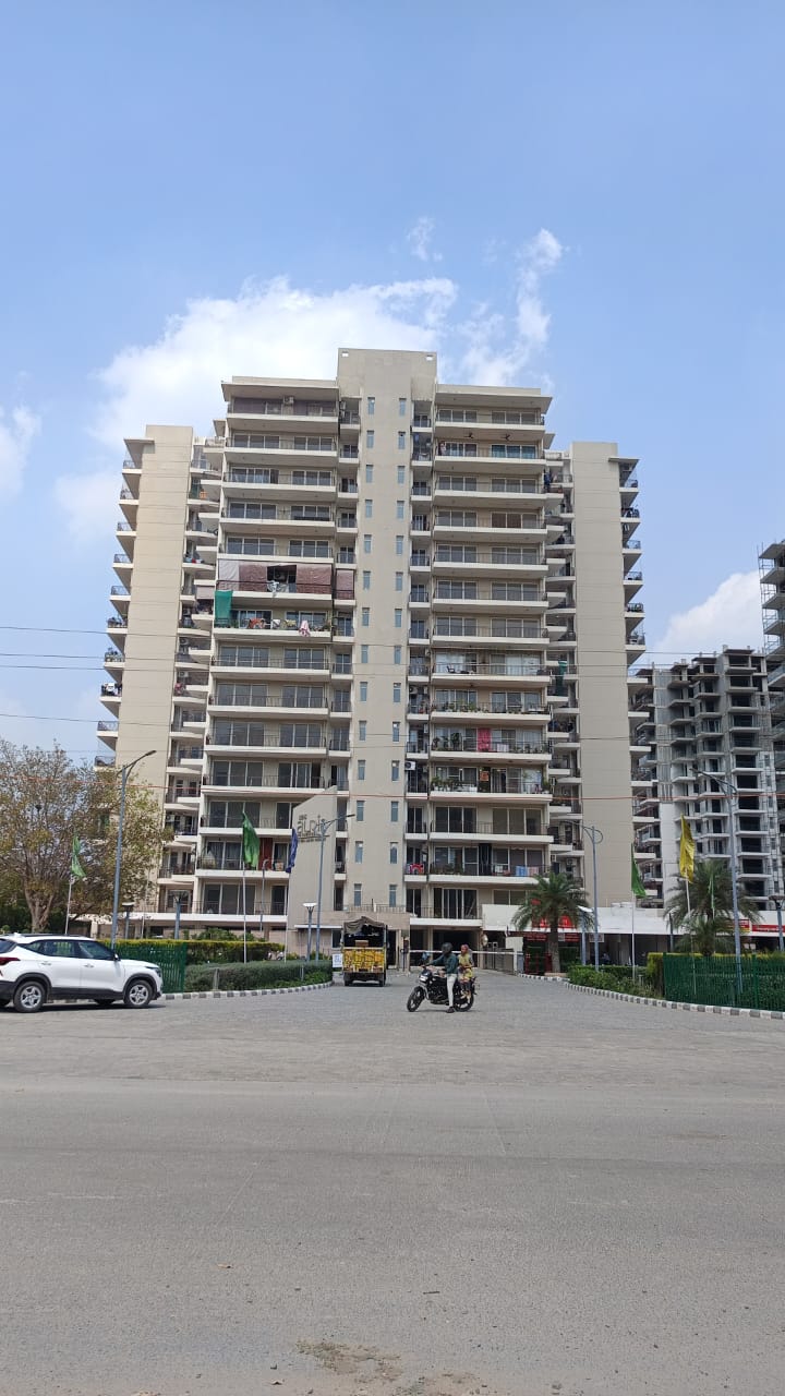 3 BHK Apartment For Sale in SRS Residency