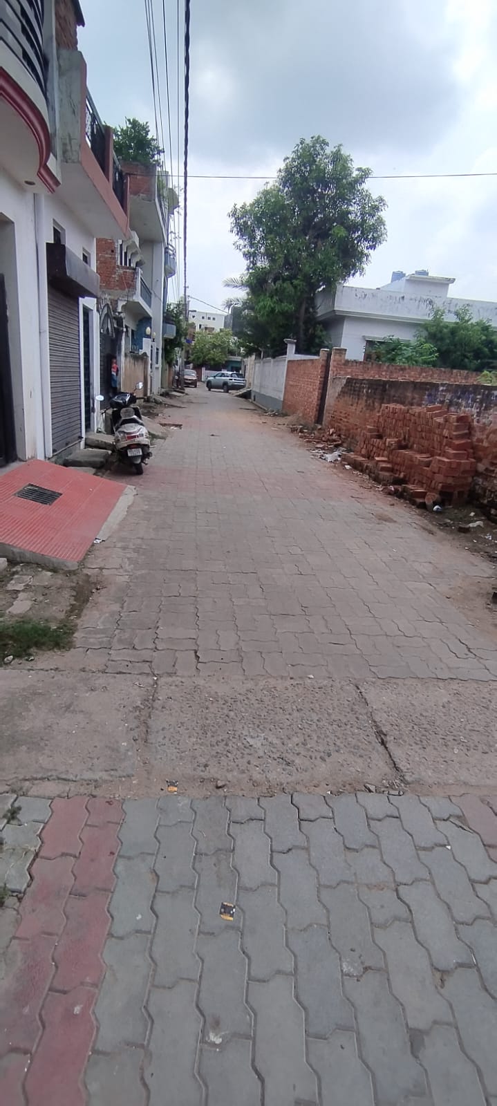 Plot For Sale in Gopal Tower