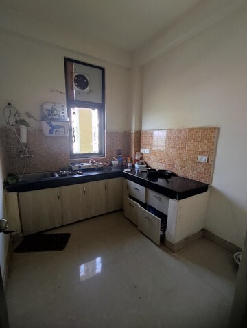 Kitchen in 2.5 BHK Builder Floor at Aditya World City, Shahpur Bamheta – for Sale