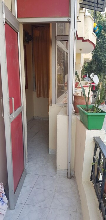 Balcony in 2 BHK Builder Floor at Uppal Southend, Sector 49 – for Rent