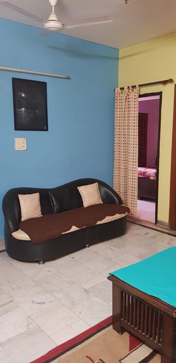 Furnished Amenities in 2 BHK Builder Floor at Uppal Southend, Sector 49 – for Rent