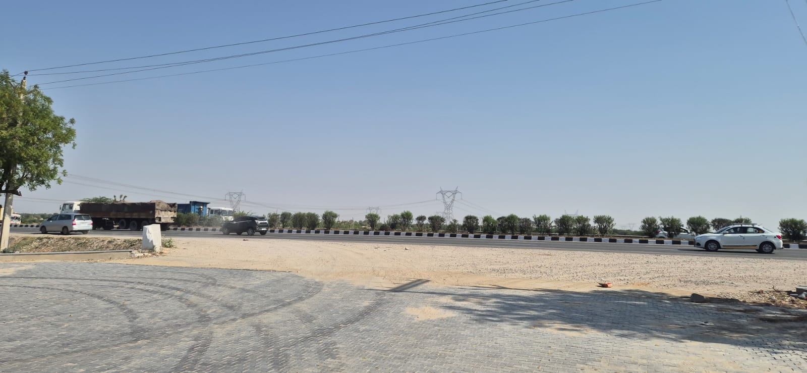 Plot For Sale in Krishnam Enclave 