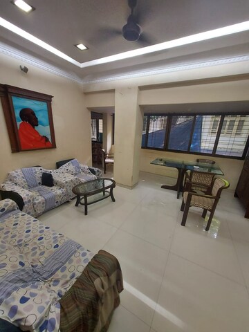 Living Room in 2 BHK Apartment at Khar West – for Rent
