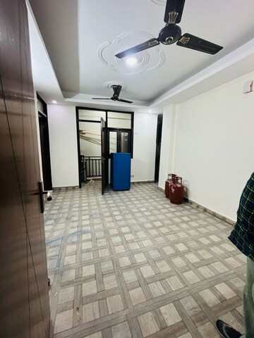 Bedroom in 2 BHK Builder Floor at Saket – for Rent