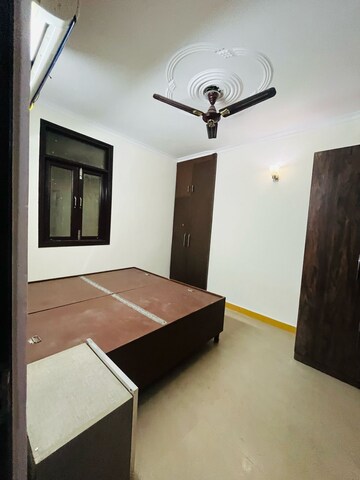 2 BHK Builder Floor For Rent in Saket