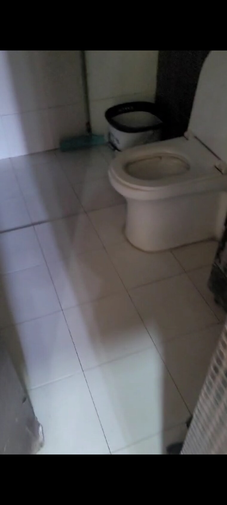 Bathroom, divyansh-fabio 3 Bedroom 1885 Sq.Ft. Apartment In Dundahera Ghaziabad 8405281