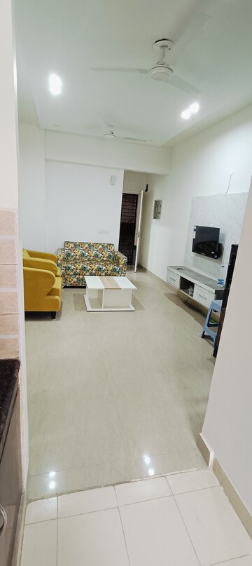 2 BHK Apartment For Rent in Shree Vardhman Mantra, Sector 67