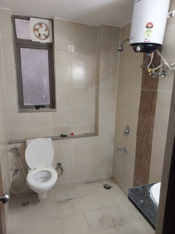 Bathroom in 3 BHK Builder Floor at M3M Paragon 57, Sector 57 – for Rent