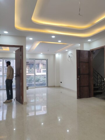 Living Room in 3 BHK Builder Floor at AEZ Aloha, Sector 57 – for Sale