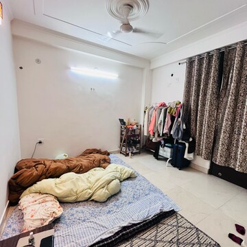 Bedroom in 1 BHK Builder Floor at Khirki Extension – for Rent