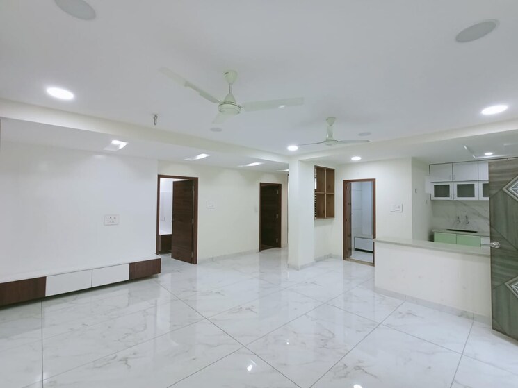 Room, tarakarama nagar 3 Bedroom 3000 Sq.Ft. Apartment In Tarakarama Nagar Guntur 8405493