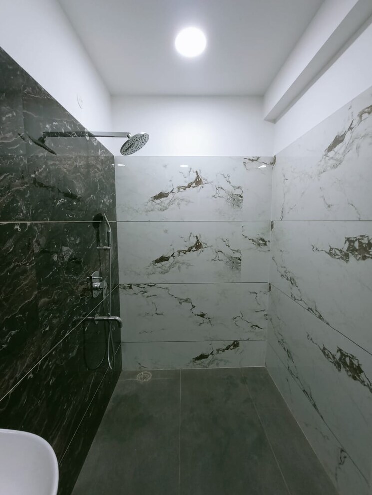 Bathroom, tarakarama nagar 3 Bedroom 3000 Sq.Ft. Apartment In Tarakarama Nagar Guntur 8405493