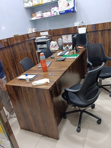  Office Space For Rent in Malad East