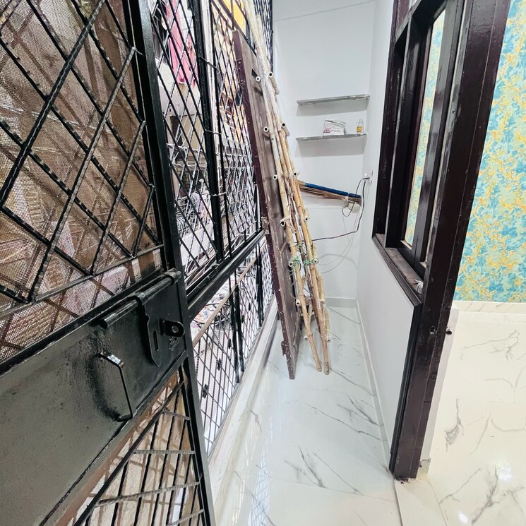 Balcony, khirki extension 1 Bedroom 55 Sq.Yd. Builder Floor In Khirki Extension Delhi 8405556