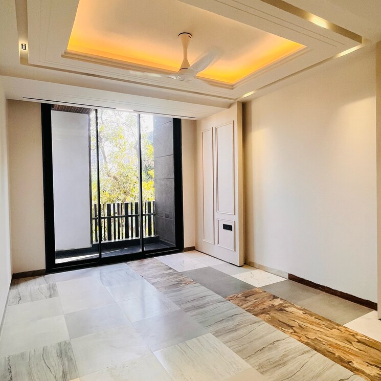 Room, vipul-business-park 4 Bedroom 316 Sq.Yd. Builder Floor In Tikri Gurgaon 8405687