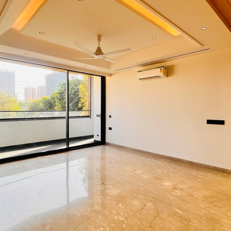 Room, vipul-business-park 4 Bedroom 316 Sq.Yd. Builder Floor In Tikri Gurgaon 8405687