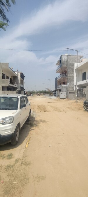  Plot – Exterior View View at BPTP Parklands, Sector 76 - for Sale