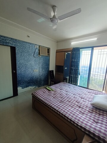 Bedroom in 3 BHK Apartment at Devashree Park, Kolshet Road – for Rent