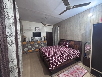 Bedroom in 3 BHK Villa at Patti Kalalan – for Sale