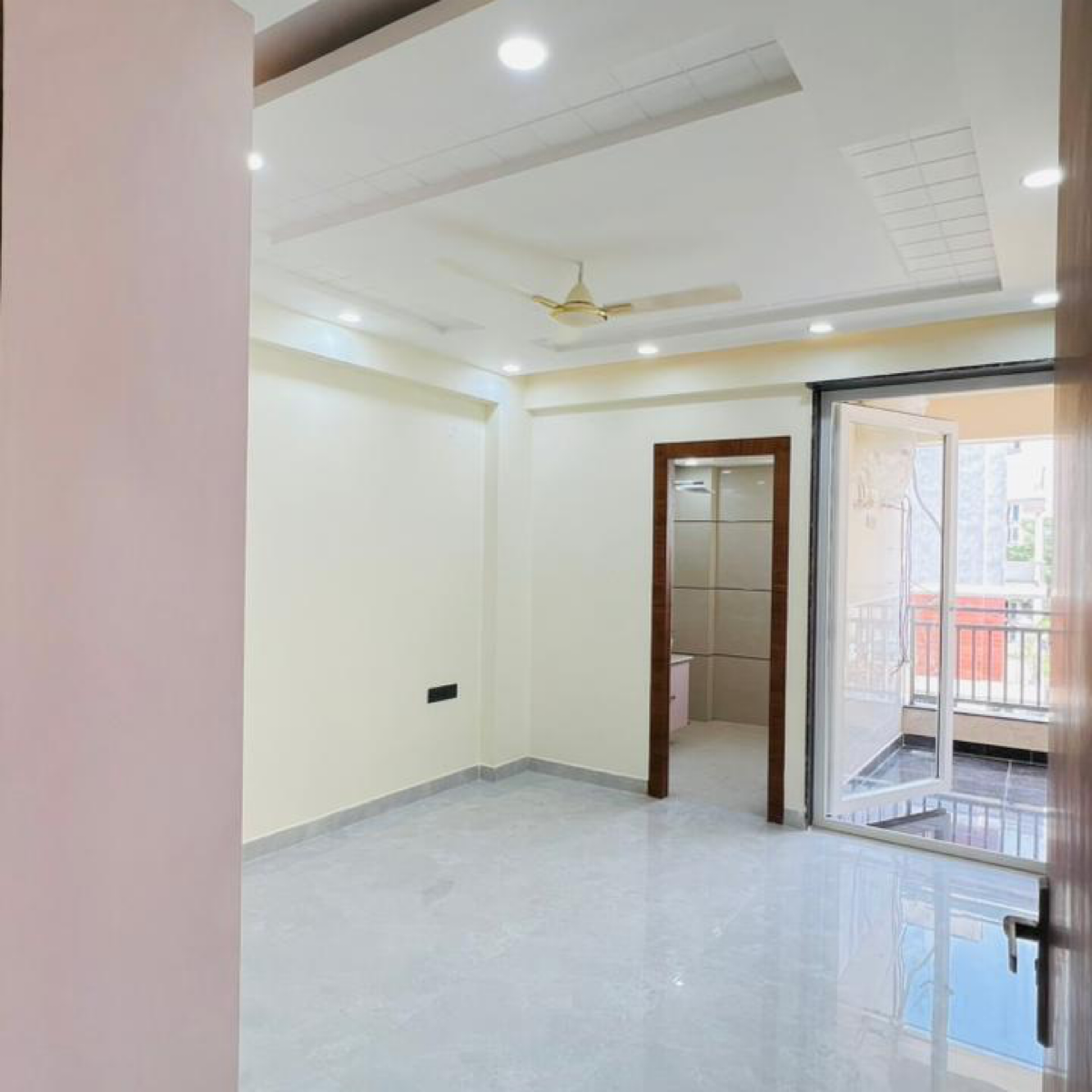 3.5 BHK + Servant Room Apartment For Sale in Conscient Hines Elevate