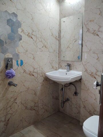 Bathroom in 2 BHK Apartment at Ignou Road – for Rent
